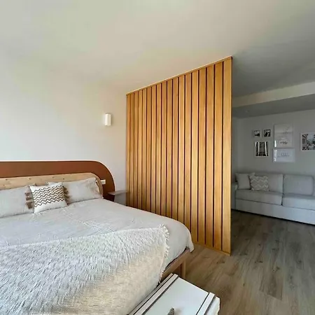 Ama Homes - Garden Lakeview