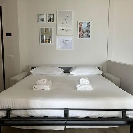 Ama Homes - Garden Lakeview Apartment Bellagio