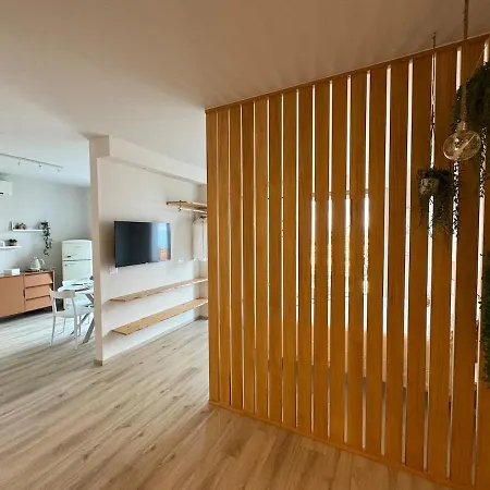 Ama Homes - Garden Lakeview Appartement